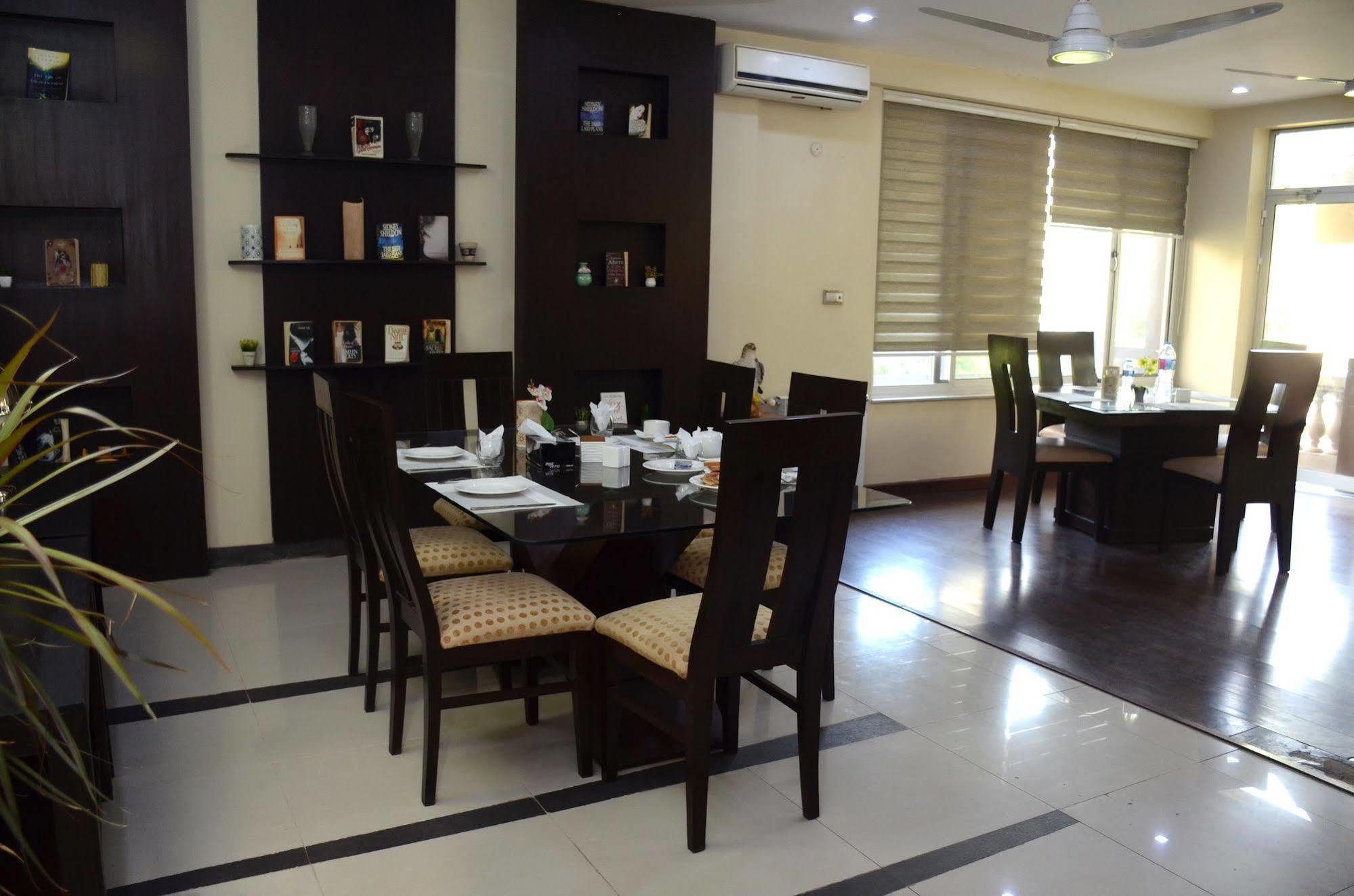 Gofas Lodge อิสลามาบัด ภายนอก รูปภาพ