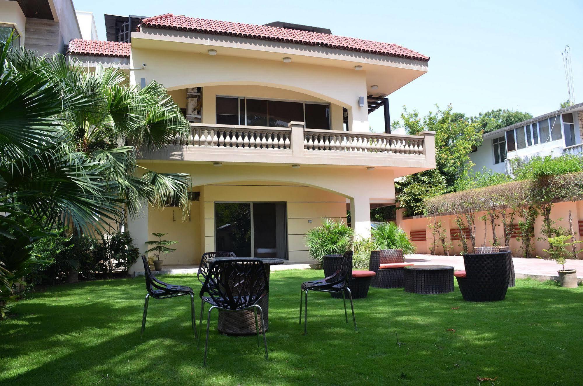 Gofas Lodge อิสลามาบัด ภายนอก รูปภาพ