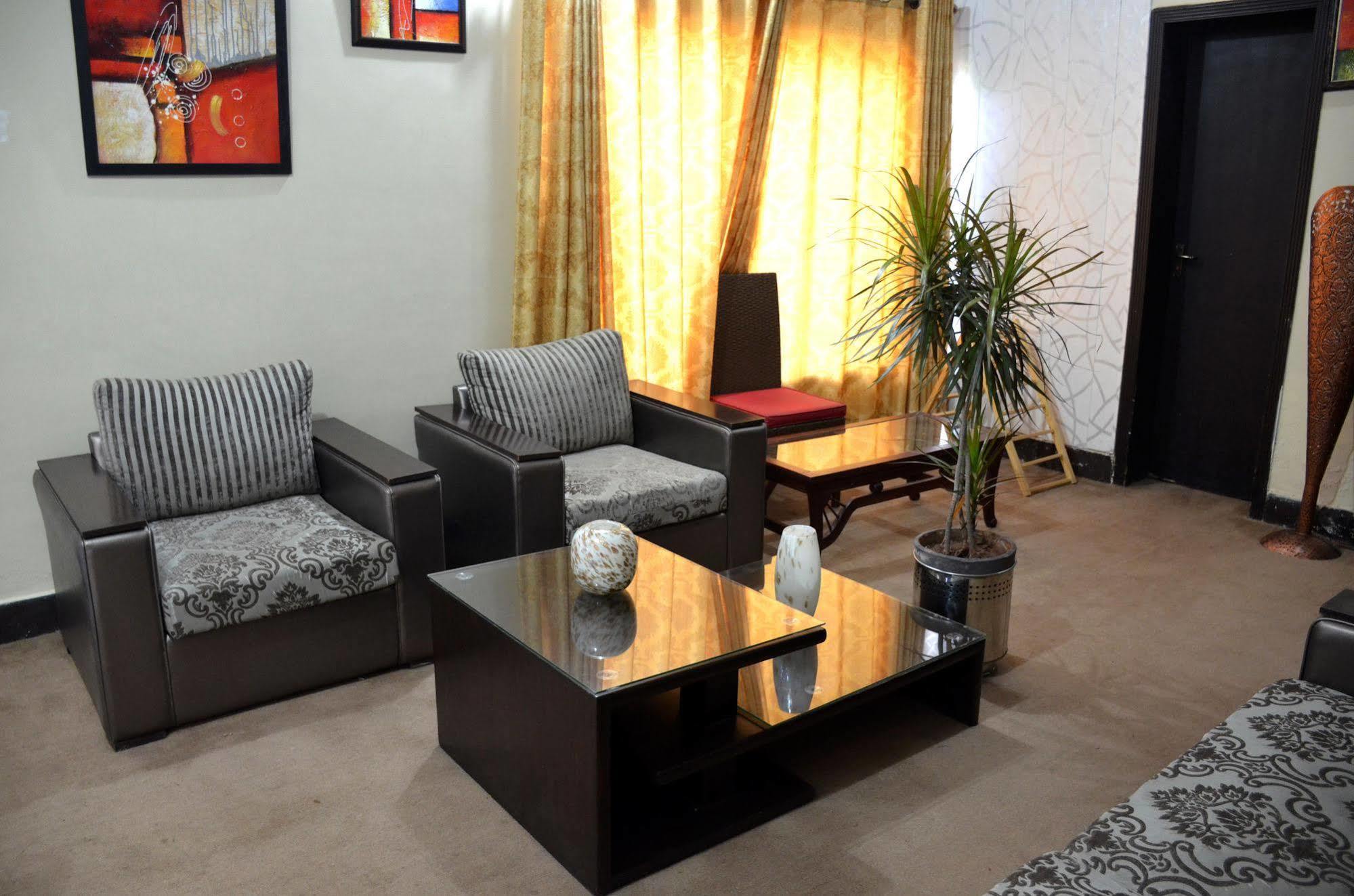 Gofas Lodge อิสลามาบัด ภายนอก รูปภาพ